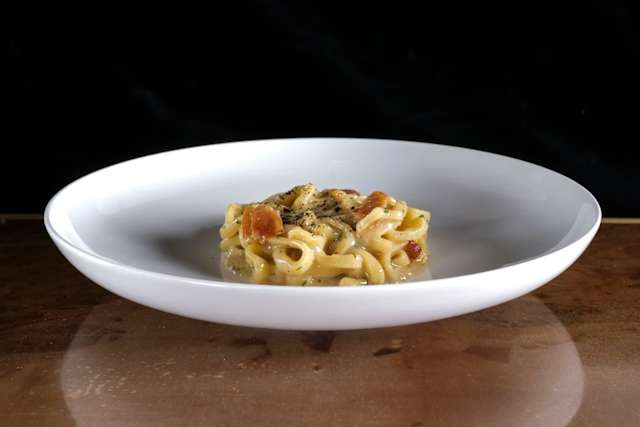 Ombrichelli al sugo e ricci