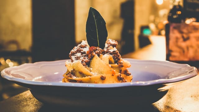 Pappardelle al ragù toscano