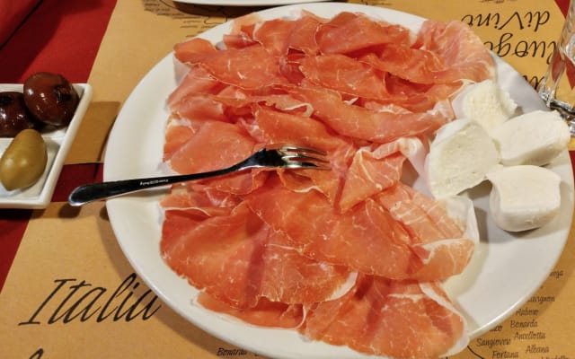 Prosciutto crudo Veneto DOP con mozzarella di bufala