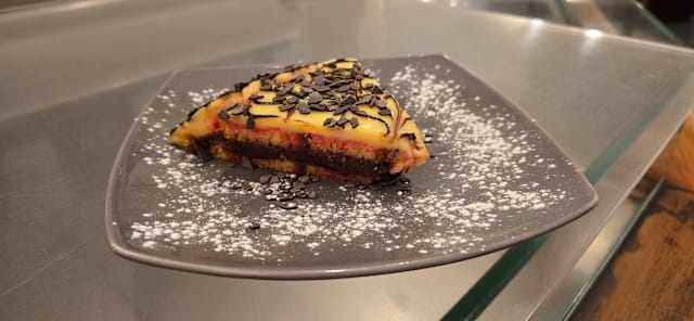 Zuppa inglese della casa