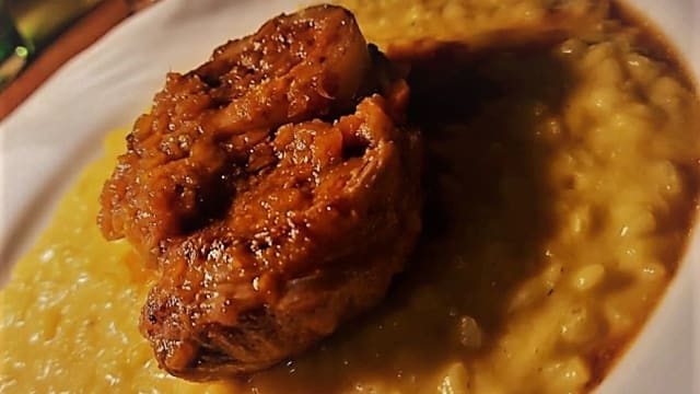 Ossobuco con risotto allo zafferano