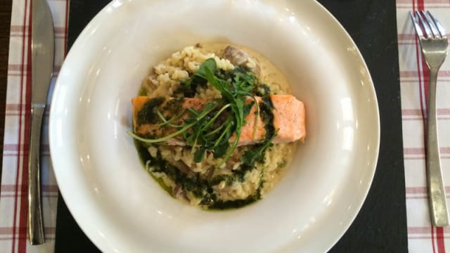 Pavé de saumon, rizotto champignons