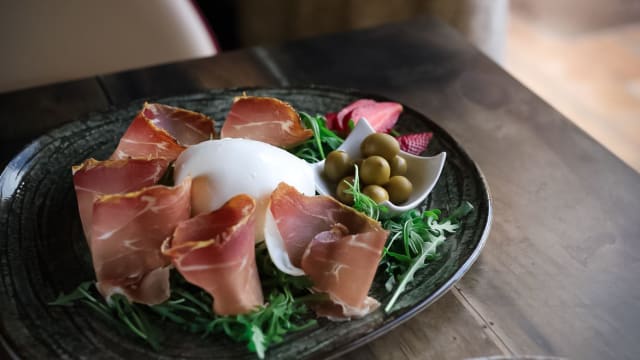 Prosciutto e Bufala 
