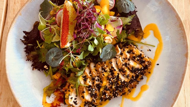 Salada de frango