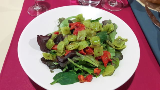 Salades de ravioles