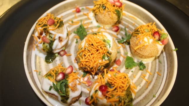 Dahi puri, golgappe chaat