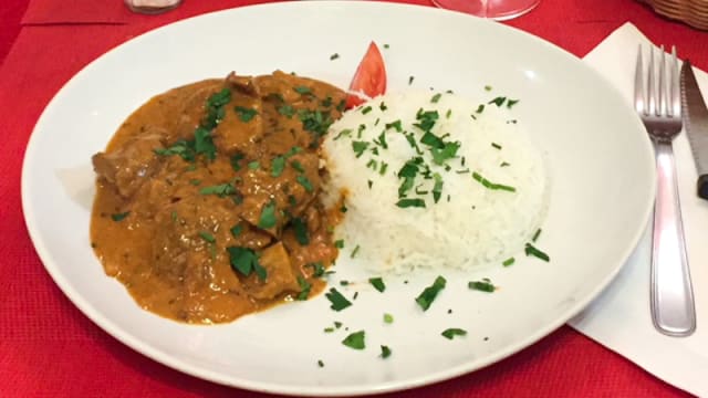 Boeuf Stroganoff