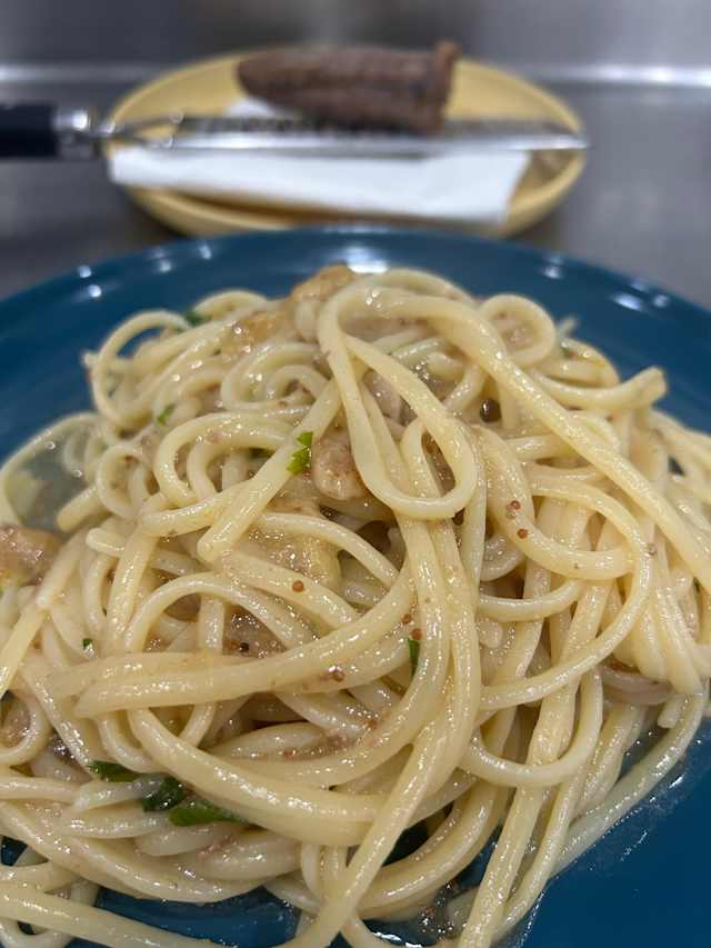 SPAGHETTI AGLIO OLIO E PEPERONCINO