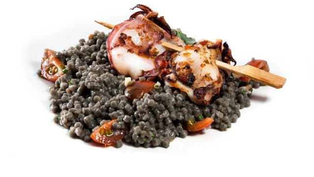 Fregola sarda lavorata artigianalmente a mano mantecata