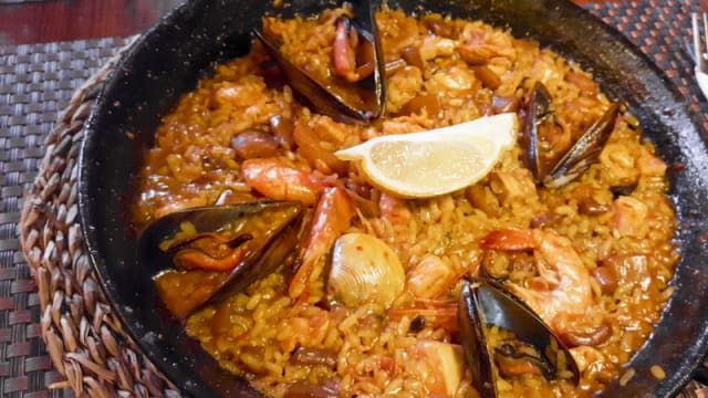 Paella de marisco