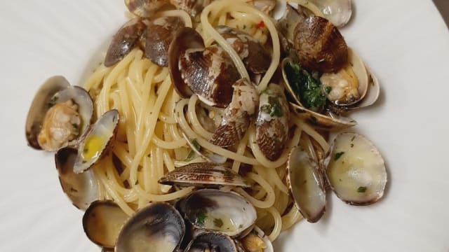 linguine alle vongole veraci