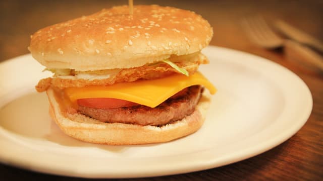 hamburguesa completa de la casa