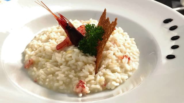 Risotto mantecato al limone con gamberi rossi di Mazara