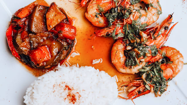 crevettes flambées a l'ouzo
