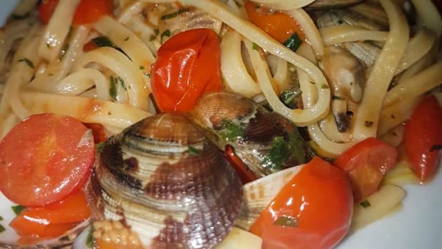 Linguina Vongole e pomodorino