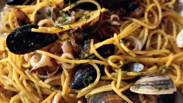 Spaghetti allo scoglio di Mina