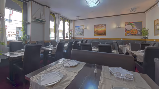 LE MAHARAJAH, Versailles