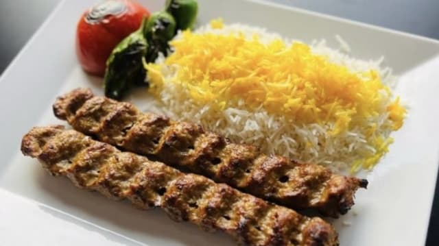 Kabab Koubideh 2x130g (Agneau et boeuf hachée)