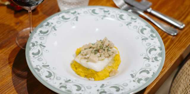 Baccalà con morbido di zucca e porcini trifolati