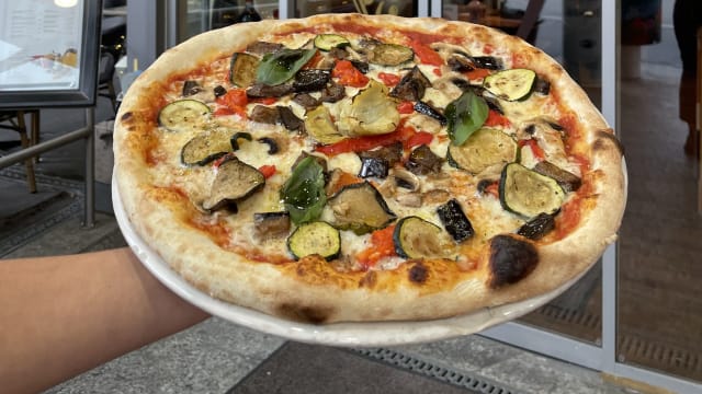 Pizza Végétarienne 
