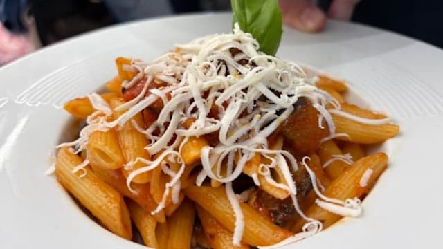 La nostra pasta alla norma 