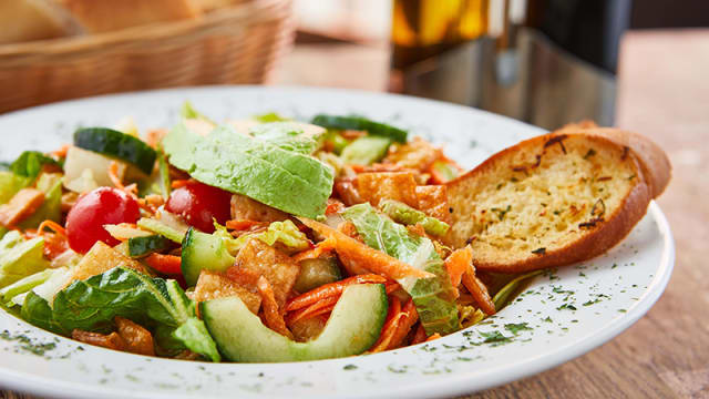 Superfood salad