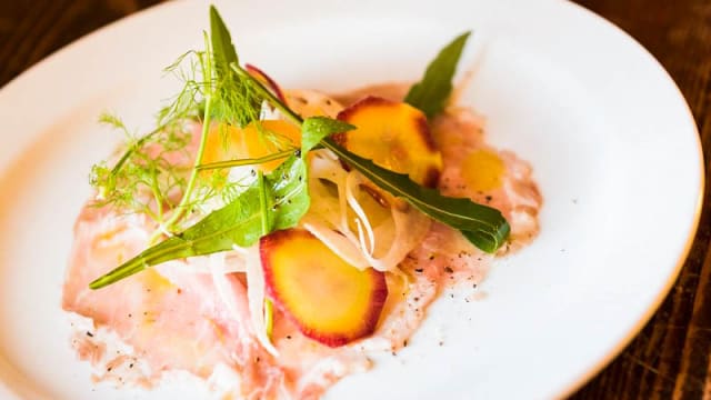 Carpaccio di maialino nero