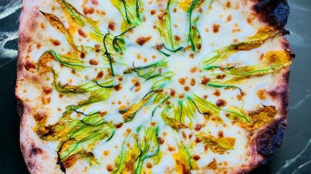 Pizza Fiori