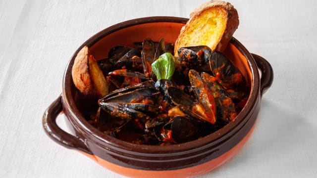 Impepata di cozze alla Tarantina 