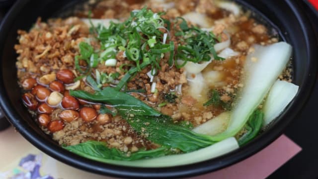 Kongfu pâtes spécialité du chef fait maison Porc