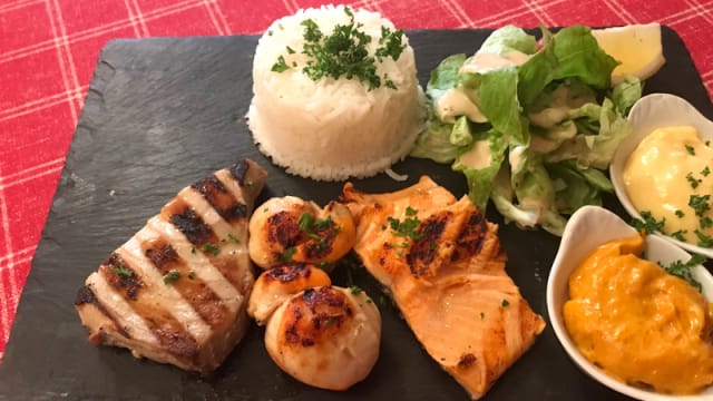 Ardoise de Poissons grillés