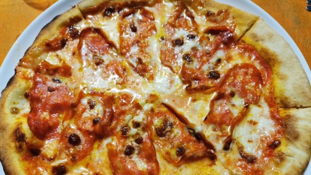 Pizza Diavola