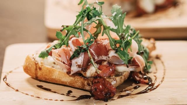 1 RUM & KÖK, Örebro