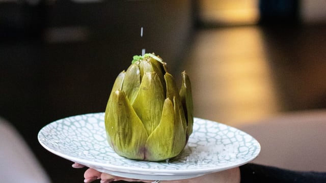 WHOLE ARTICHOKE