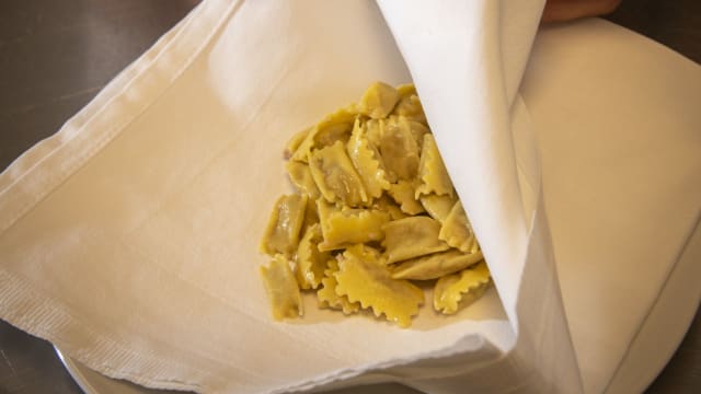 Plin della tradizione al tovagliolo