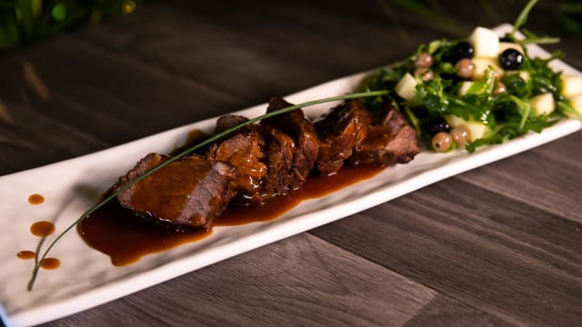 Filetto di Manzo e demiglacè al Taurasi
