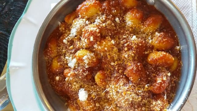 Gnocchi al ragù
