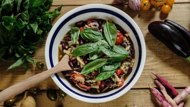 Minestra fredda di fagioli e menta