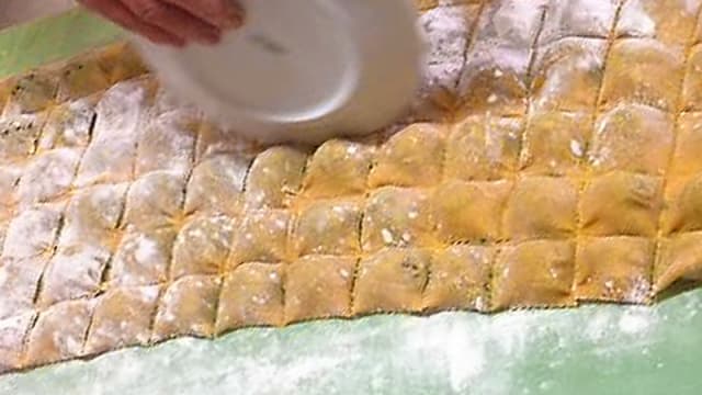 Ravioli con farina macinata a Pietra