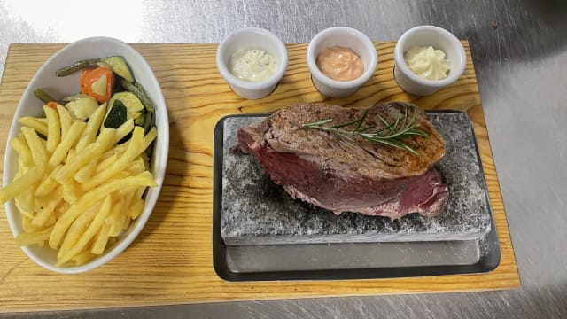 Ardoises entrecôte de bœuf ou cheval