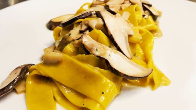 Pappardelle fatte in casa con funghi porcini