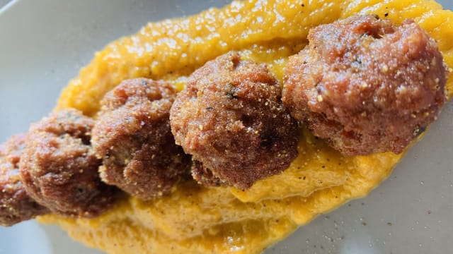 Polpettine fritte su crema di zucca