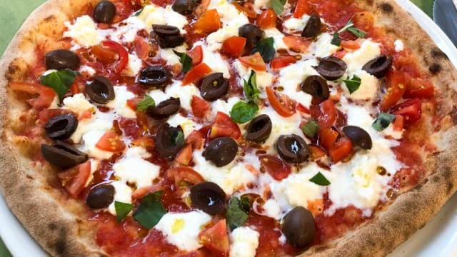 Pizza al piatto