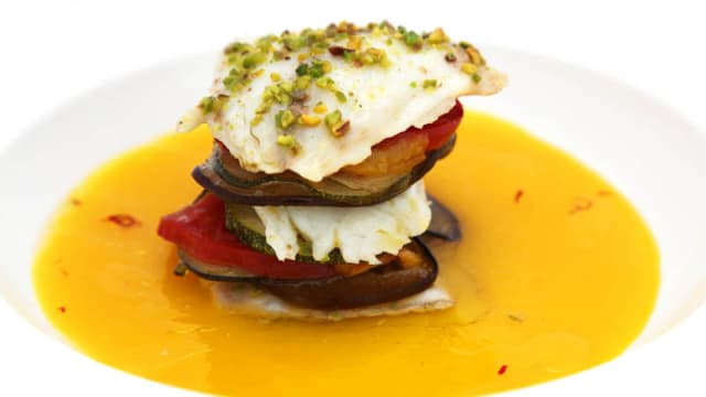 Millefoglie di dentice al pistacchio e zafferano