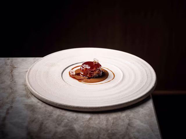 Pies de cerdo con bogavante  - Estrella MICHELIN 2026