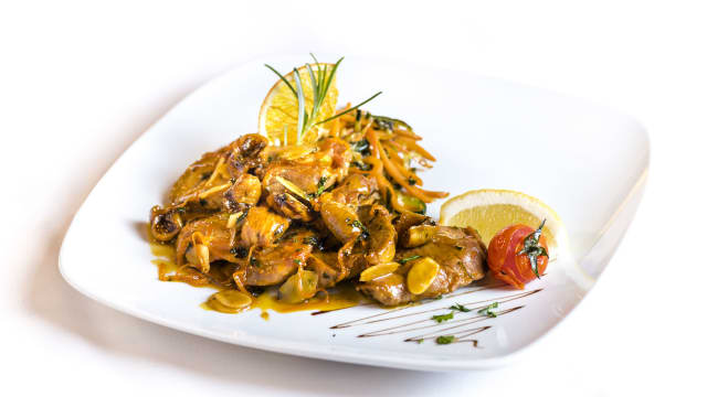 Lombinhos com Figos, Laranja e Amêndoa
