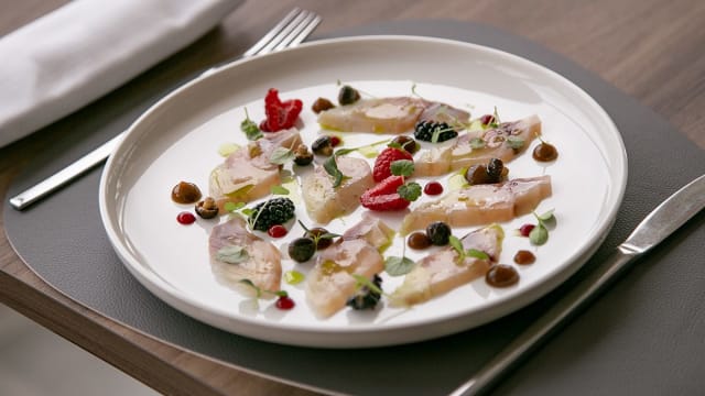 Ricciola, funghi e frutti di bosco