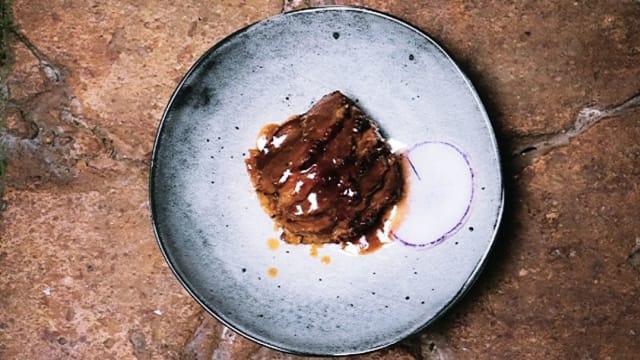 Canard laqué aux épices