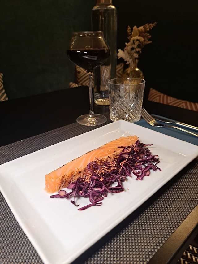 Saumon mi-cuit mariné au shiokoji japonais