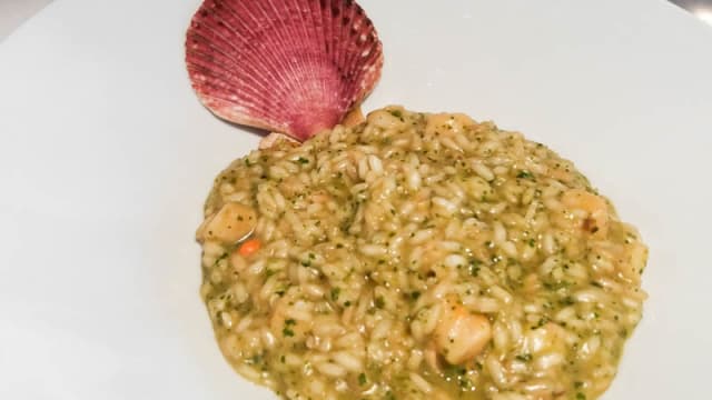 Risotto alle capesante e pesto di prezzemolo